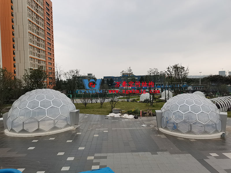 etfe膜結(jié)構(gòu)產(chǎn)品為何如此受歡迎？萬豪ETFE膜結(jié)構(gòu)公司為什么會得到大家的信賴？