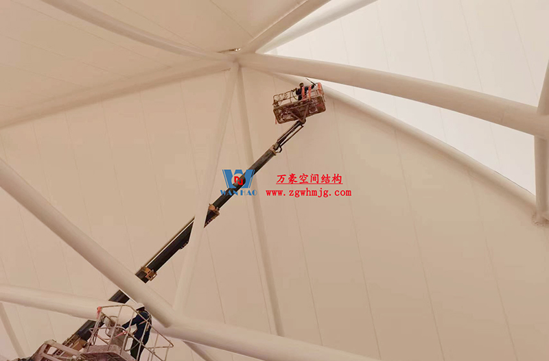 陜西定邊馬蓮灘沙漠公園鋼膜結(jié)構(gòu)工程“奮力快跑”，工程“進(jìn)度條”刷新了!