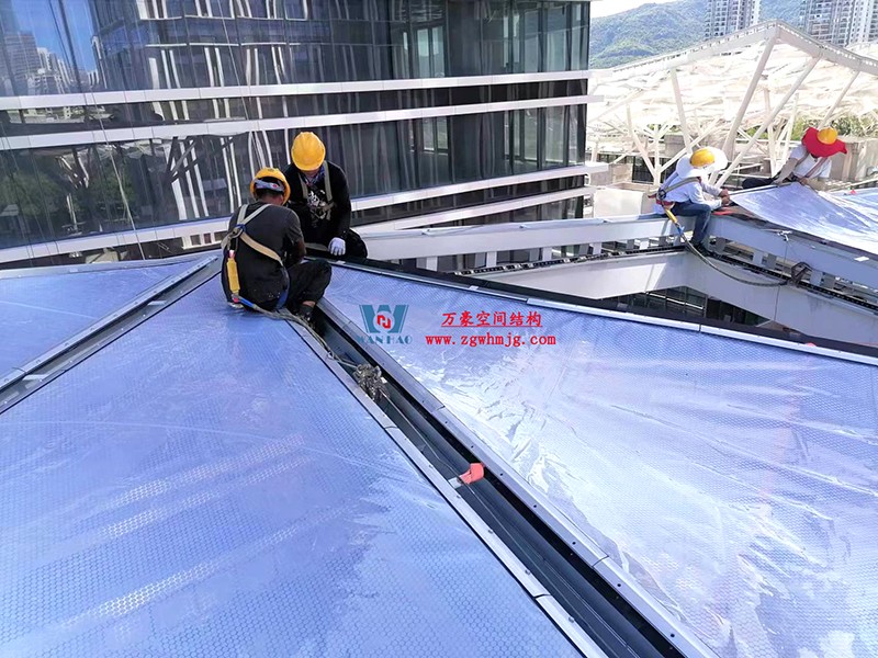 縱使烈日炎炎，腳步從未止歇！海南這個(gè)ETFE氣枕膜項(xiàng)目施工進(jìn)度有最新消息