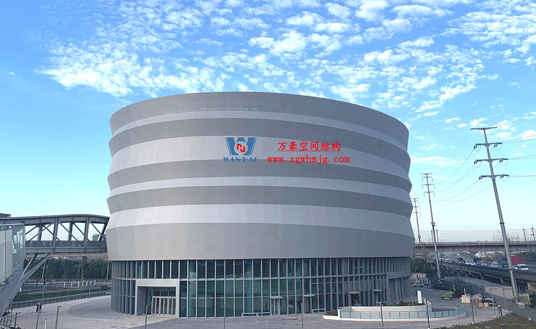 有骨骼、有皮膚的PTFE膜結(jié)構建筑