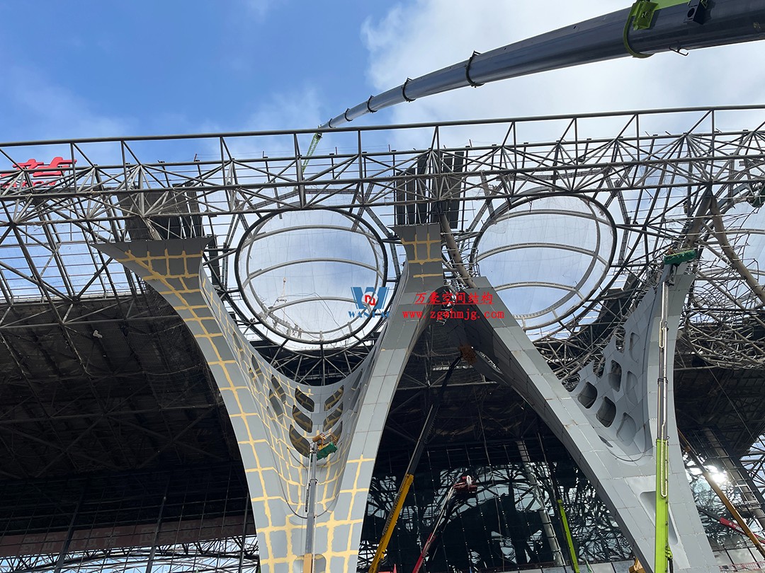 重慶東站站房正在加速建設(shè)，全力繪就項(xiàng)目新篇章