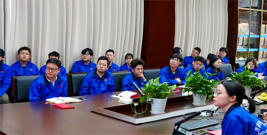浙江萬豪空間結構集團有限公司隆重舉行“匠心傳承·共筑未來”師徒大會！
