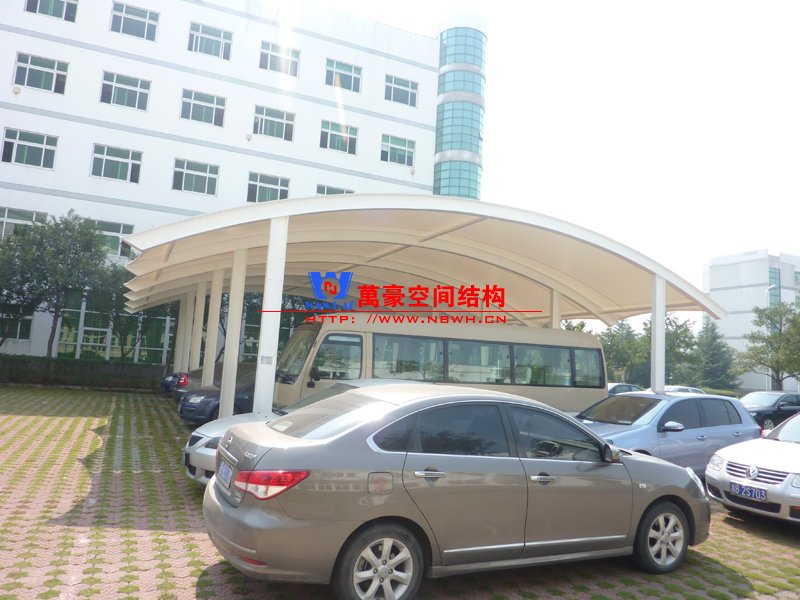 膜結(jié)構(gòu)車(chē)棚篷布