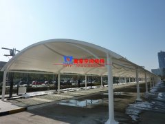 膜結(jié)構(gòu)車棚在冬季施工應(yīng)該采取哪些措施？