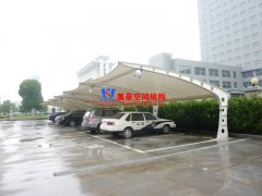 膜結(jié)構(gòu)車棚膜材熱合工藝是怎樣的？需要注意哪些事項？