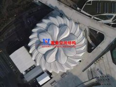 耗資11億、重達(dá)1280噸、40米高空上的“蓮花”杭州奧體博覽城網(wǎng)球中心開花了！
