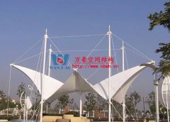 膜結(jié)構(gòu)遮陽棚安裝哪家好？為什么膜結(jié)構(gòu)遮陽棚選萬豪？