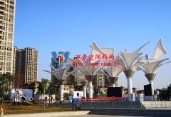PTFE膜結構冬季施工有哪些難題？為什么PTFE膜結構工程在冬季施工會增加成本？